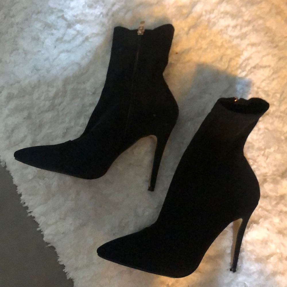 Simmi black heels/ankle booties